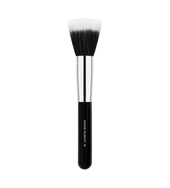Stippling Makeup Brush in White | Colourpop